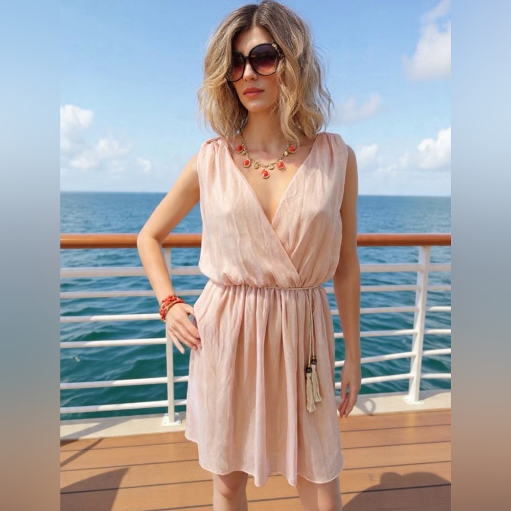 LOVE fit & flare beige mini dress fully lined it has some shine to it size S/M